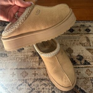 Ugg TAZZ in Sand Women's Tan Slip-On Shoes